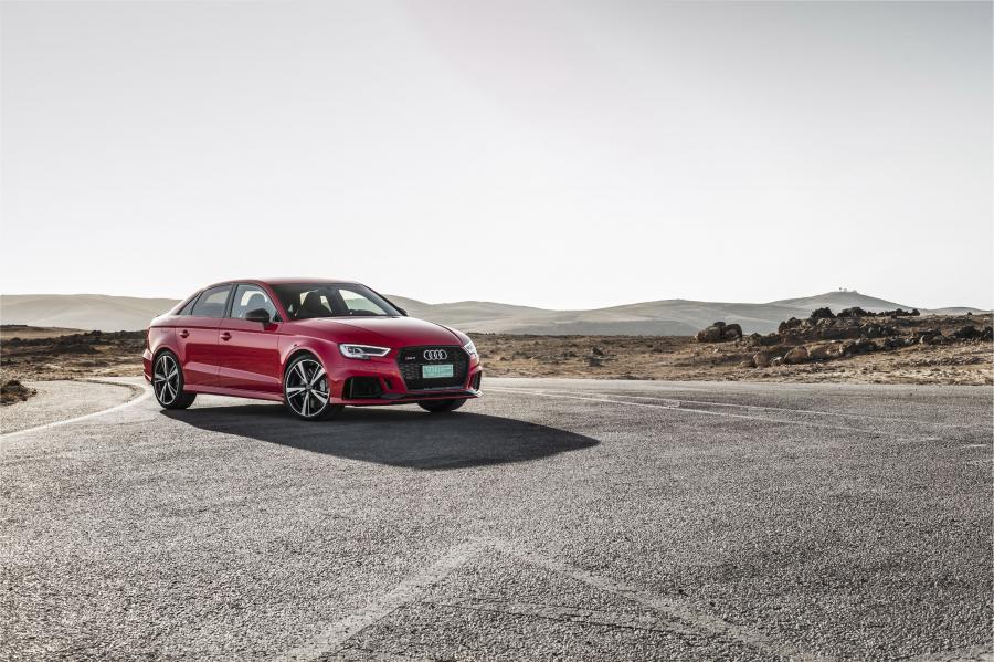  Audi RS3 Sedan (8V) 2016 года  (WW) (фото 39 из 47)